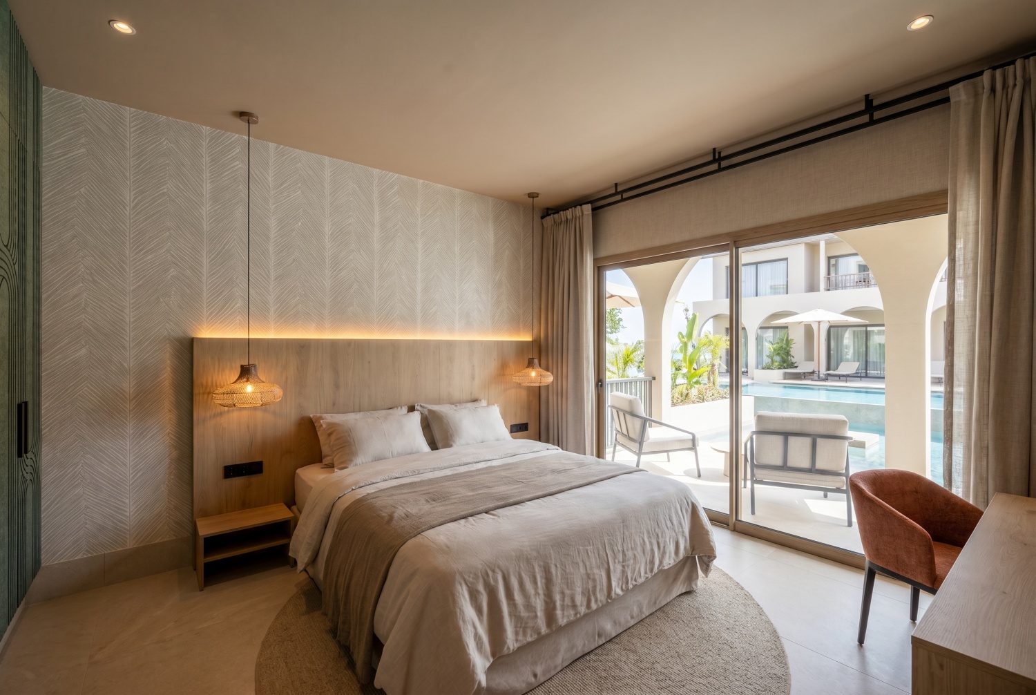 Slaapkamer met kingsize bed